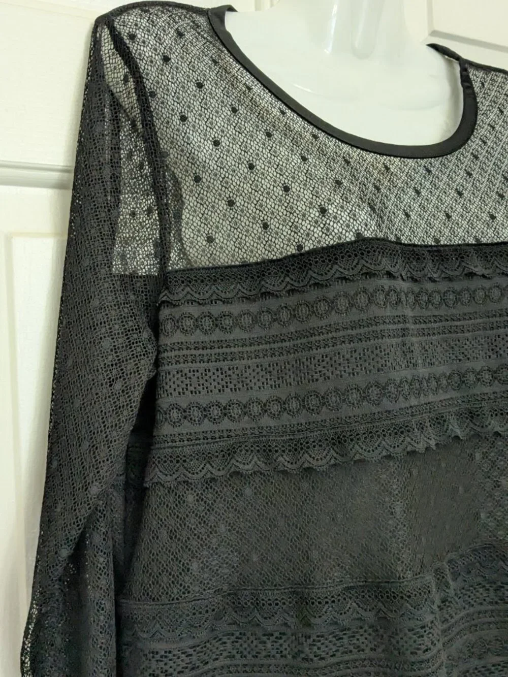 Michael Kors Women's Top Blouse  Size XL Black